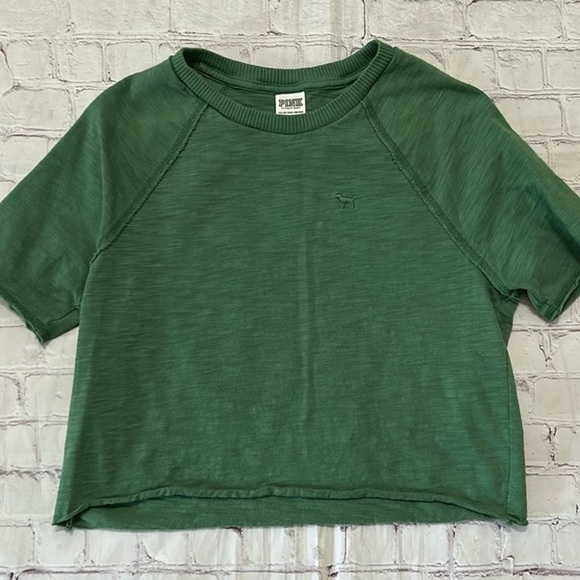 PINK Victoria's Secret Tops - Pink Victoria’s Secret Signature Cotton Puppy Cropped Tee L Green